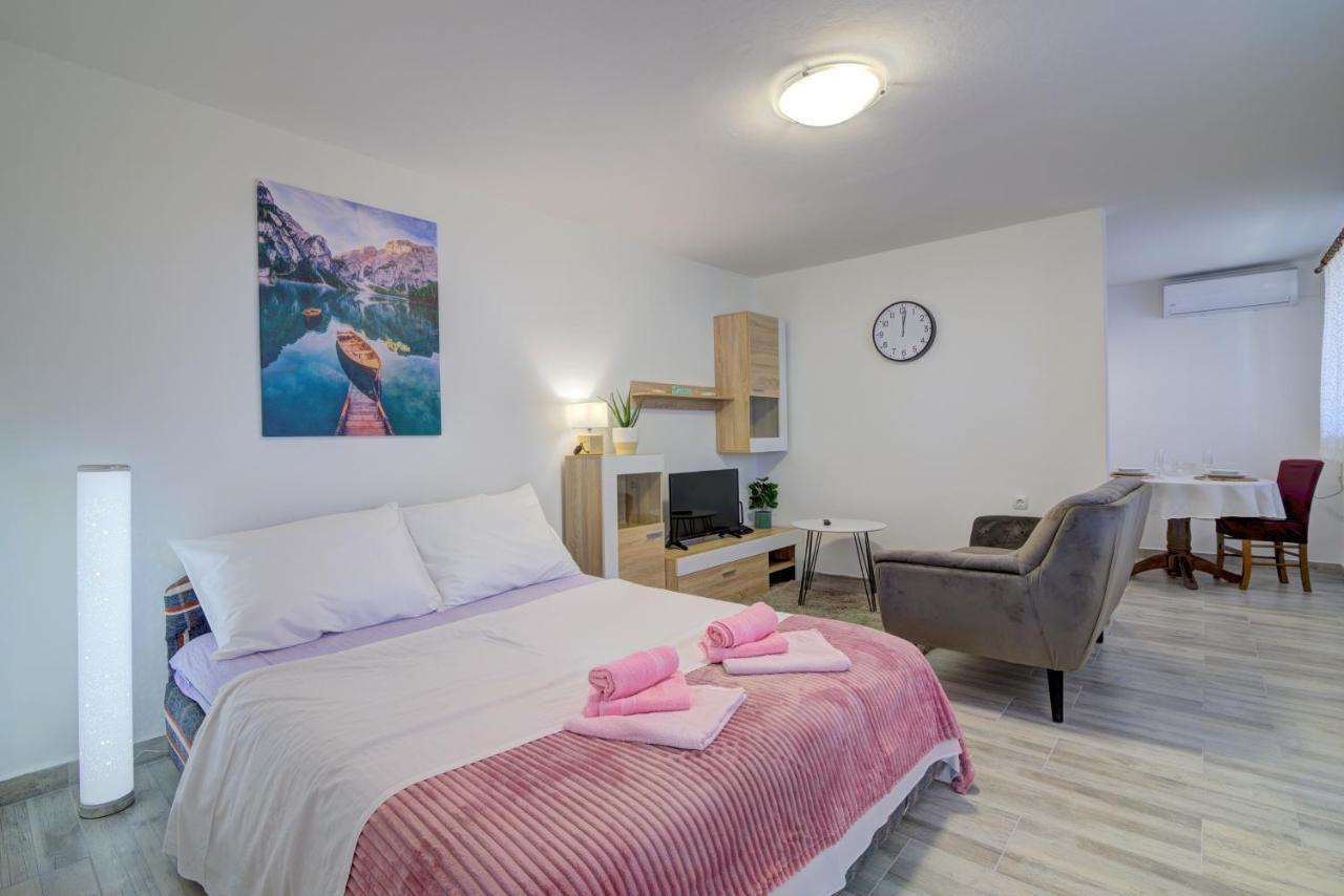 Apartments Maria Senj  Εξωτερικό φωτογραφία